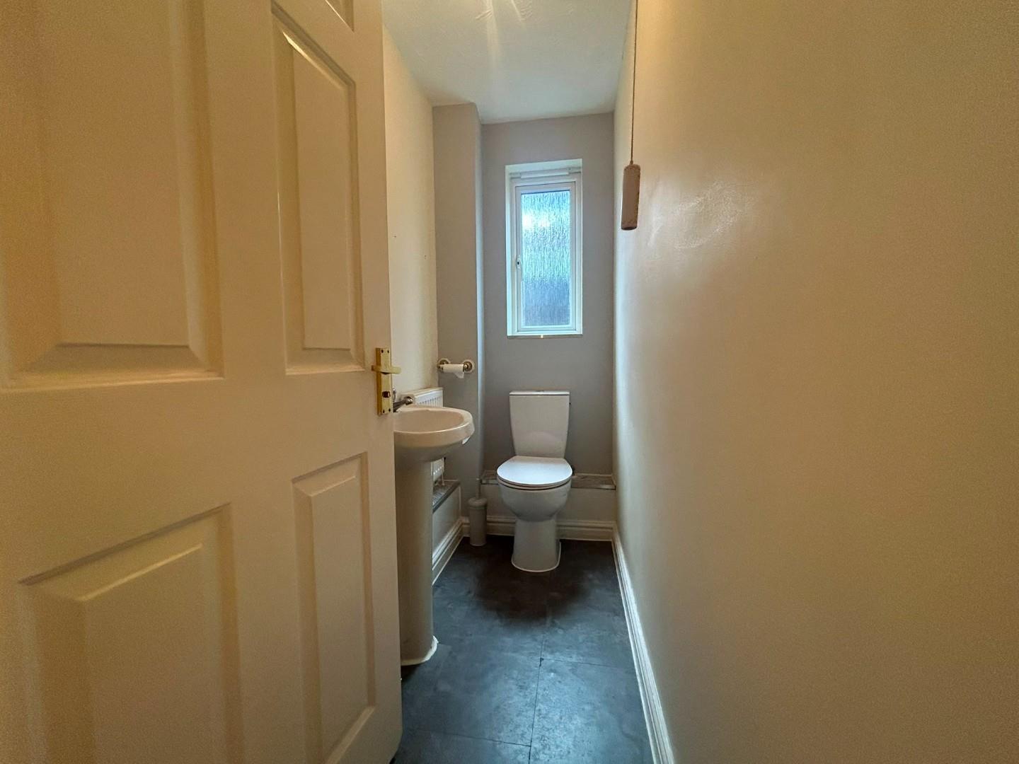 downstairs loo.jpeg
